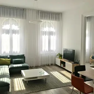 Paulay , Budapest Hungría